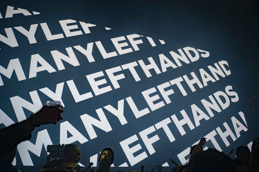 Absen LED supports arena-scale visuals for TooManyLeftHands show