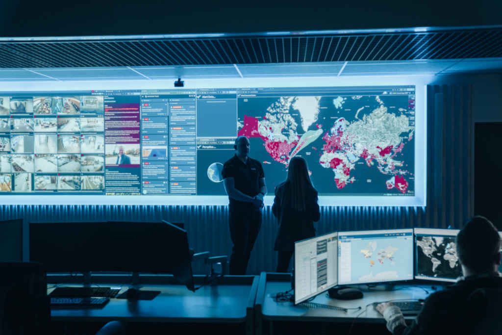 Aker Security builds scalable AV-over-IP control room with Cyviz in Norway