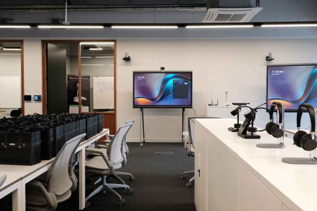 Yealink opens self-owned UK office and showroom