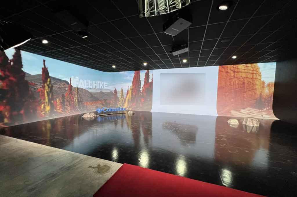 CarpeDiem Evènement uses Digital Projection laser projectors to create virtual studio
