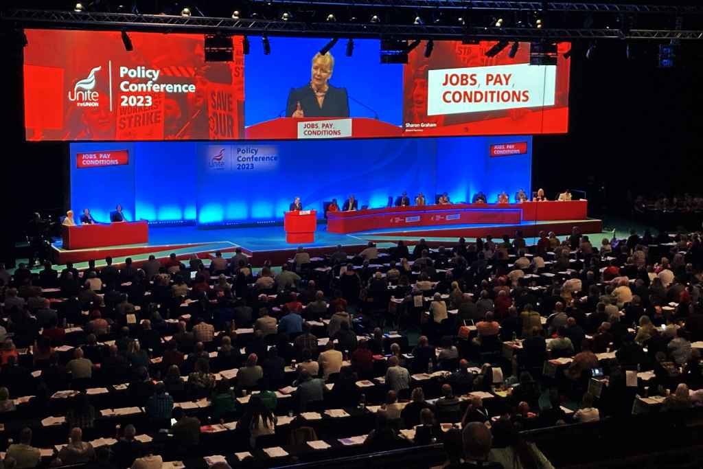 Unite the Union Policy Conference inspires audience with AV Stumpfl screens