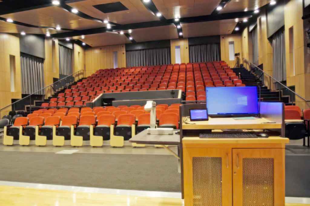 Extron AV technology powers multipurpose lecture hall and atrium
