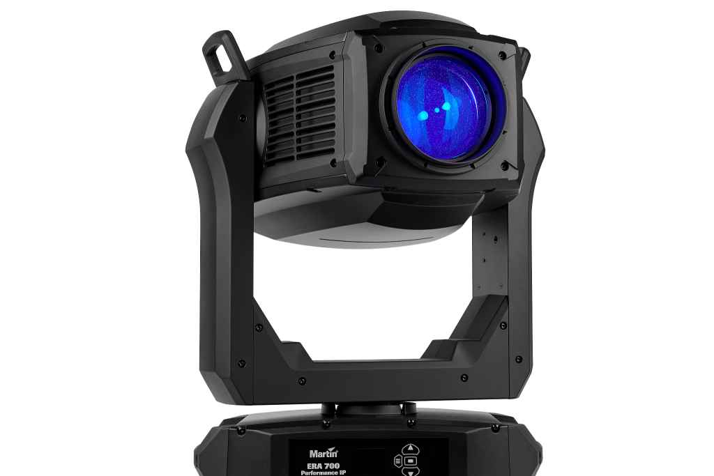 Inavate AV martin professional debuts era 700 performance