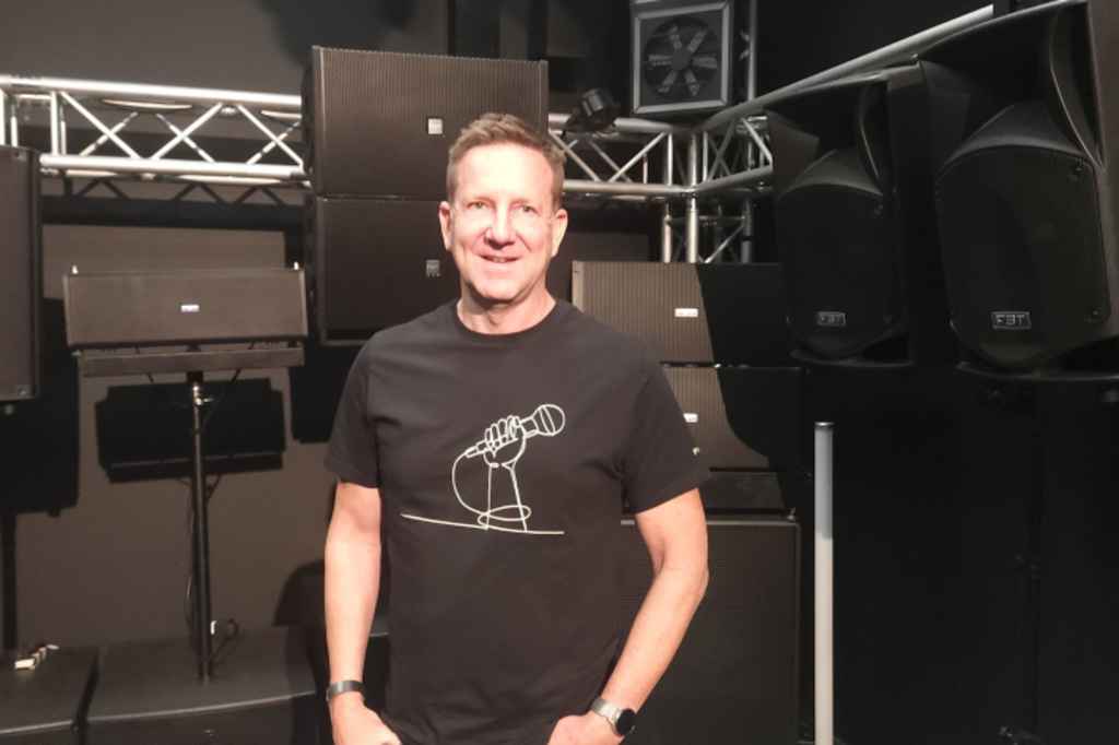 StageOne adds Simon Robinson to the team