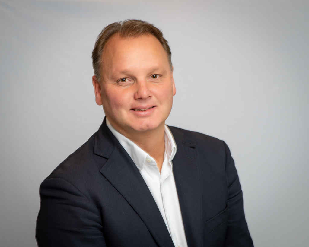 Inavate AV bluejeans launches onsocial to empower authenti