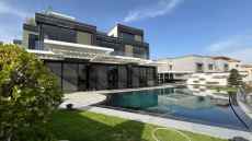 Luxury aesthetics meets high-end tech