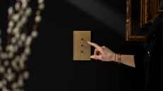 Lutron develops Aviena toggle keypad for luxury lighting control