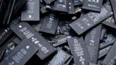 Charging lithium-ion cells at different rates boosts the lifetimes of battery packs