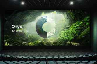 Samsung introduces biggest Onyx LED display yet