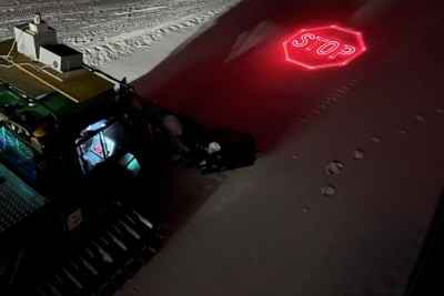 Disco lasers more effective than VR for heavy machinery operator safety