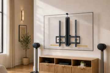 Display mount uses a sensor to automatically adapt to the ideal viewing position