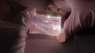 Stretchy micro-LED bends, folds and can be shaped into spheres and domes