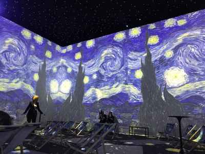 Two-storey projections at Van Gogh immersive experience