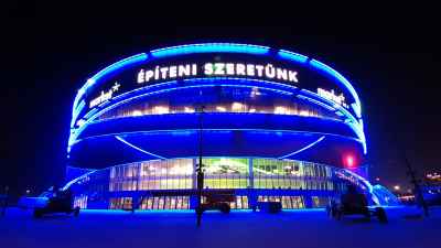 Huge LED installed by Visual Europe Project at Budapest Multifunctional Sports and Event Hall