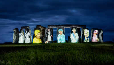 Jubilee projection mappings light up UK for platinum party