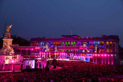 Cameo illuminates royal celebrations at Buckingham Palace for Queen’s platinum jubilee