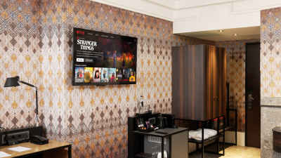 Philips displays installed throughout Hard Rock Hotel in Amsterdam