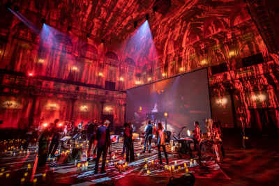 Nederlands Blazers Ensemble shines bright with Martin lighting installation