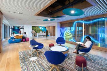 Analog Way Aquilon C drives executive briefing centre