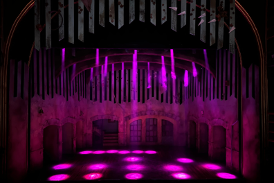 Lighting designer Juanjo Llorens illuminates musical with Cameo