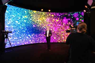 Samsung shows The Wall for VP applications in EU debut at IBC 2023