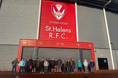 Saturn digital signage consultancy raises £10,000 for charity