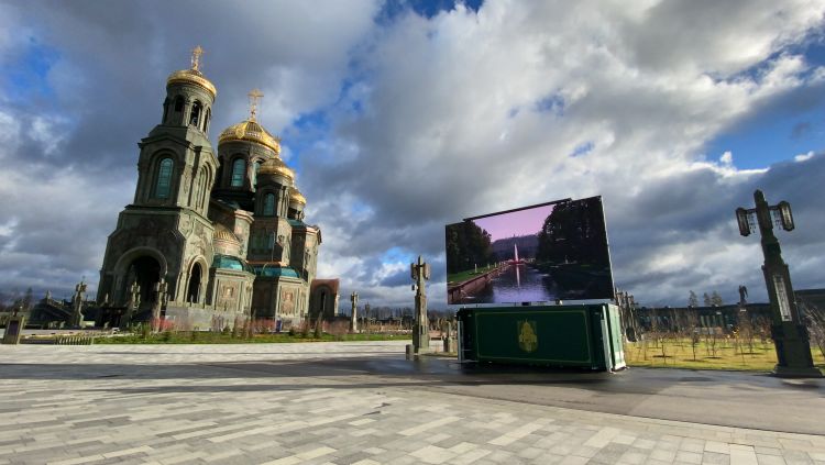 Building an icon: Church of the Russian Armed Forces