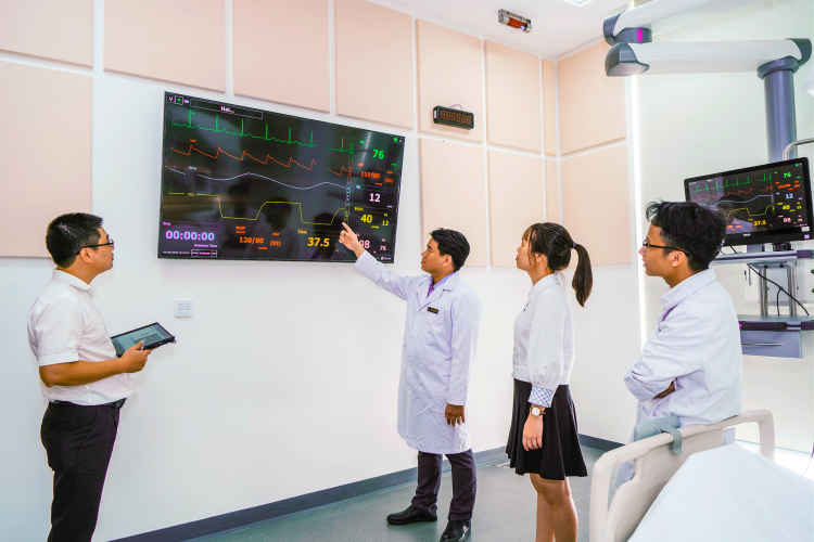 Extron system brings control to medical simulation space