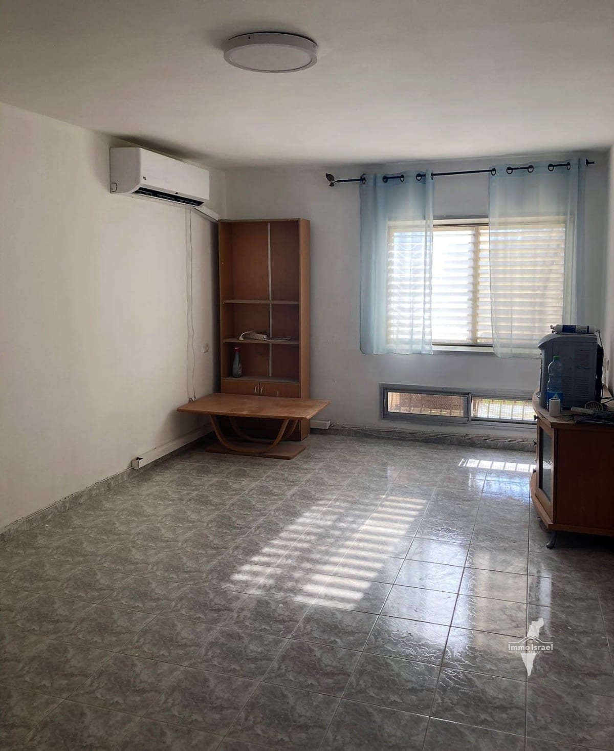 3-Room Apartment in Tet Neighborhood, Be'er Sheva