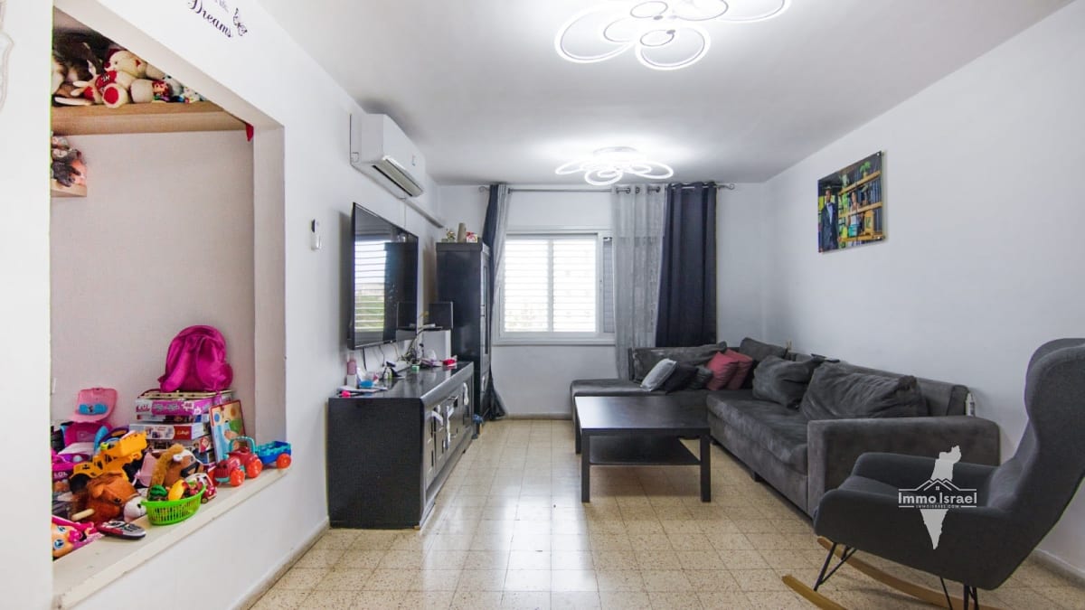 Appartement de 4 pièces, 90 m² dans le quartier Vav Hahadasha