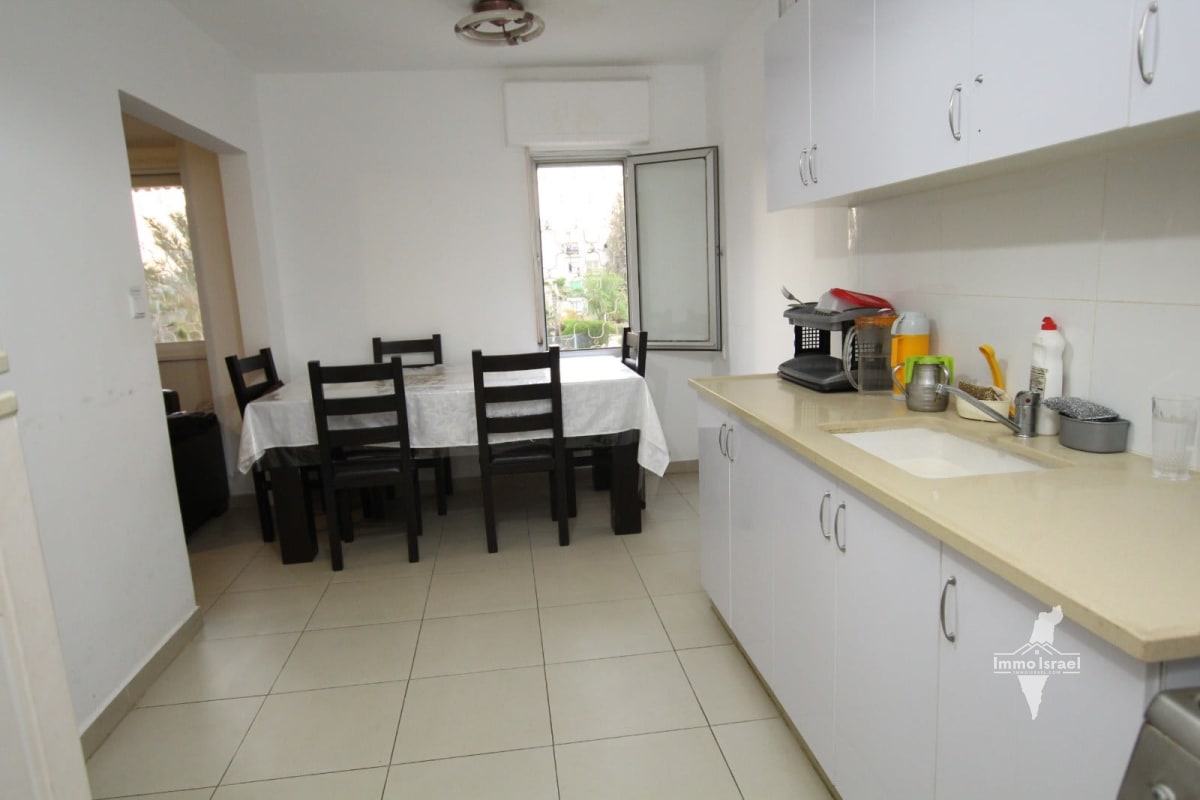 3-Bedroom Apartment for Sale in Vav HaHadasha Neighborhood, Mivtsa Kilshon

