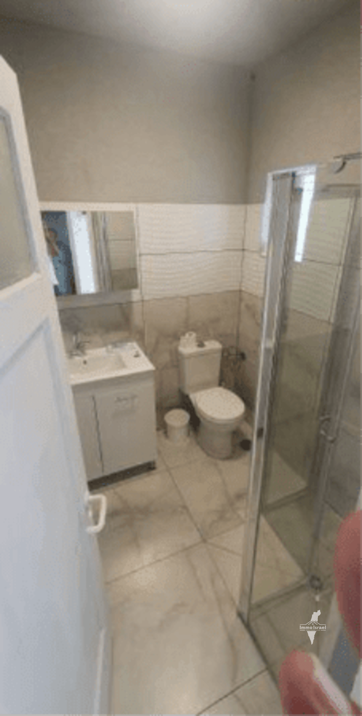 Ground Floor House for Rent, 2 Rooms in Tel Yehuda