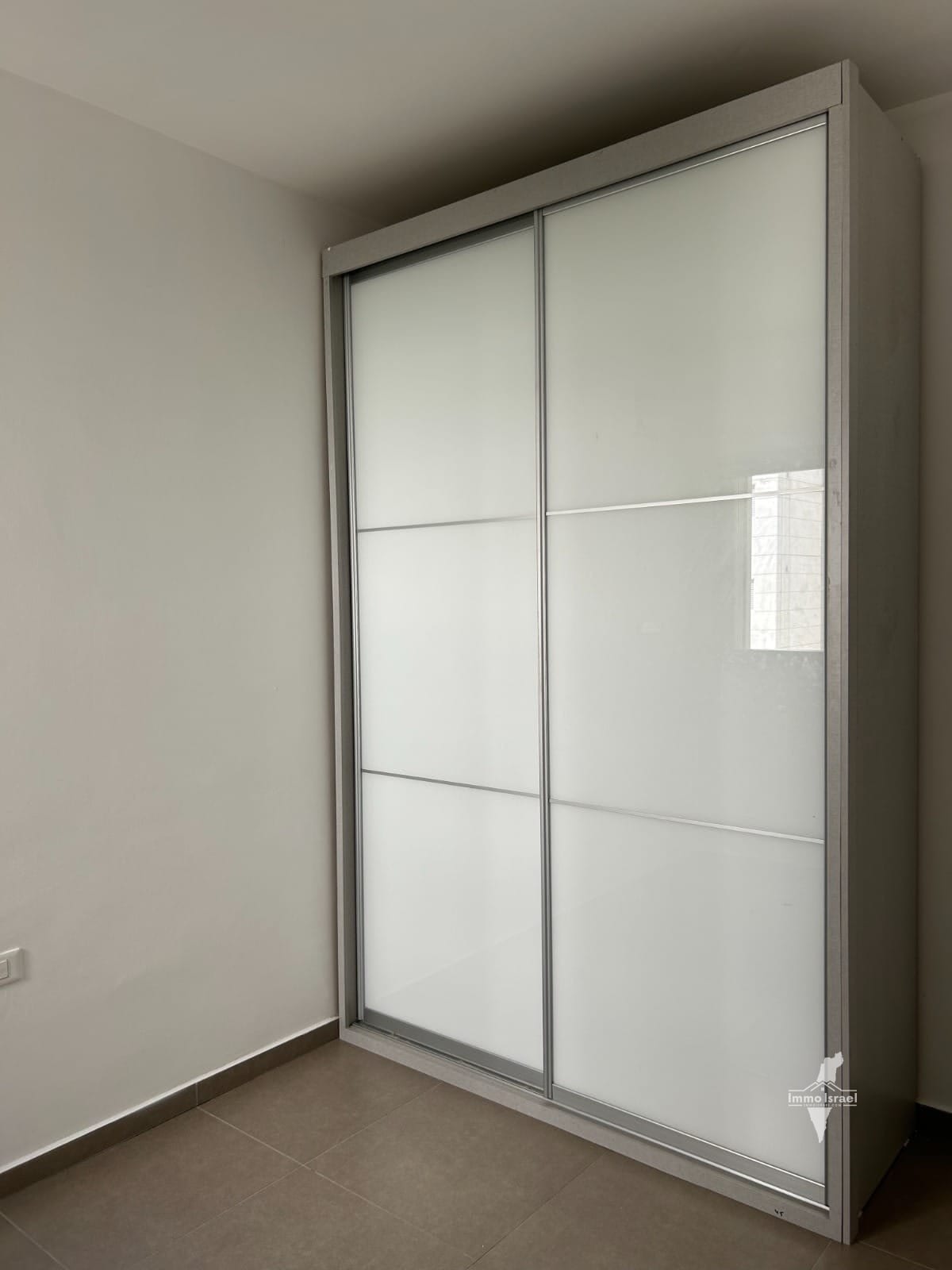 5-room Apartment for Rent in the Hamishtala Neighborhood