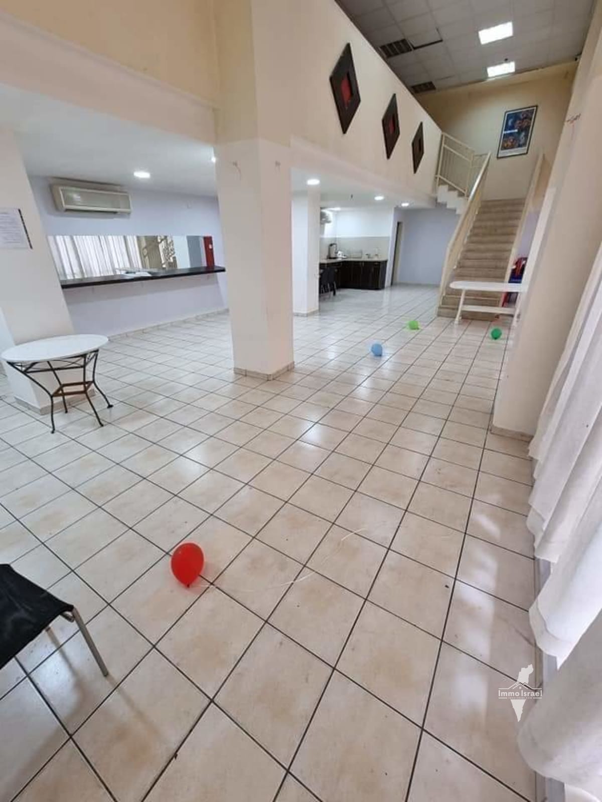 À vendre : Mini-penthouse de 4,5 pièces dans le quartier Hamishtala