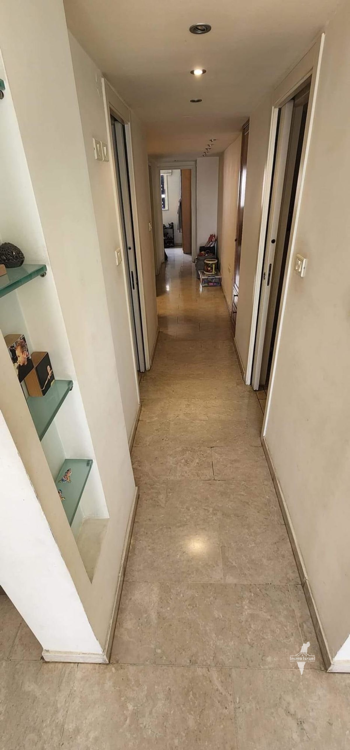 למכירה מיני-פנטהאוז 4.5 חדרים בשכונה המשתלה שבצפון ת"א