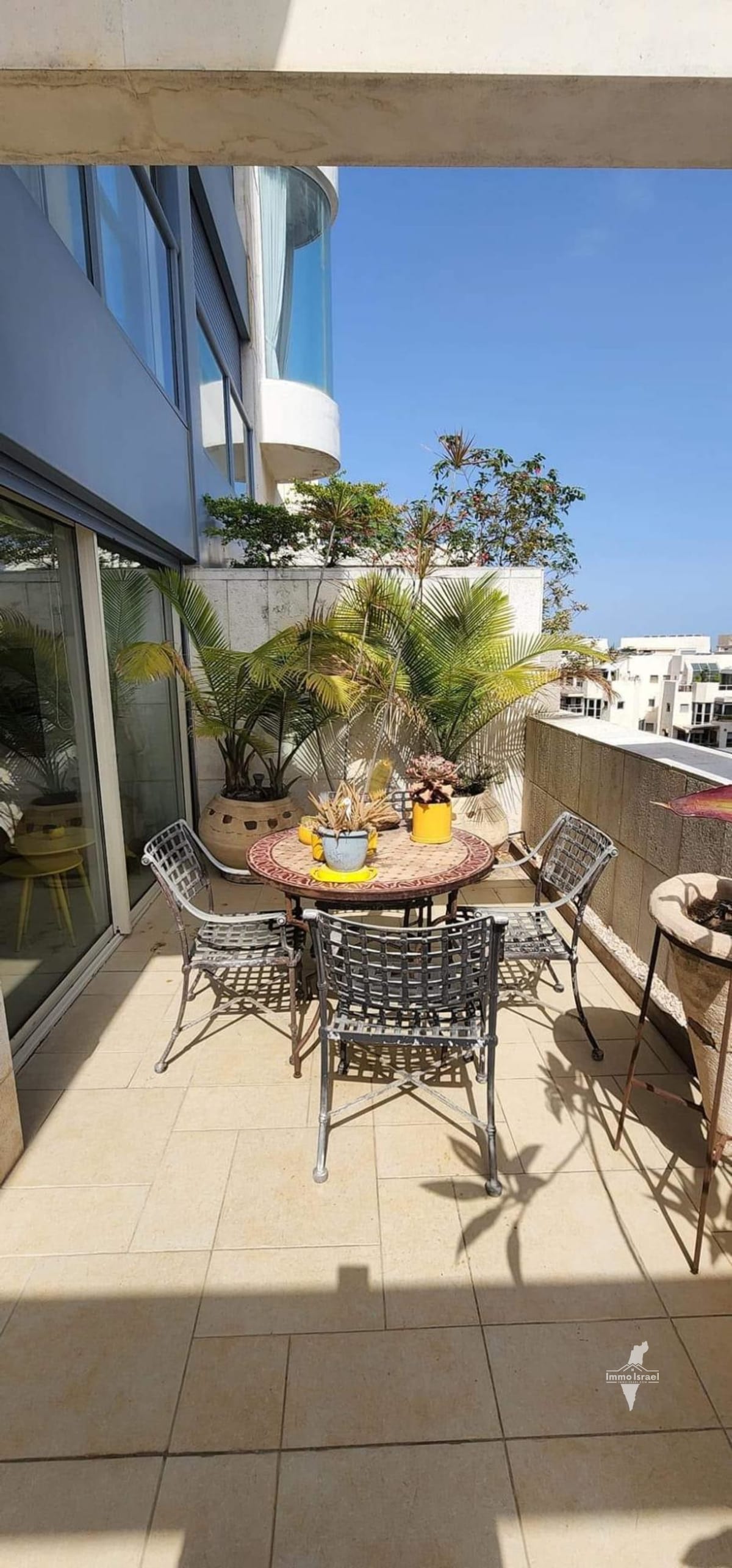 Продается мини-пентхаус с 4,5 комнатами в районе Хамисхтала