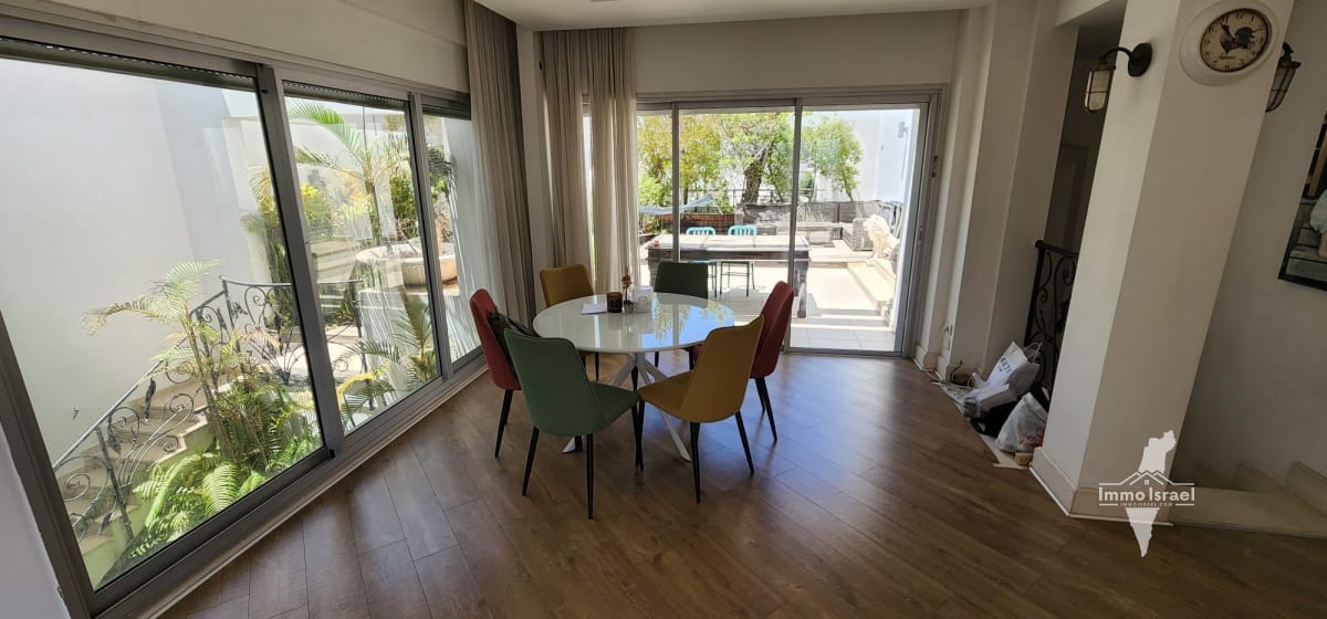 Penthouse en duplex de 7 pièces à vendre