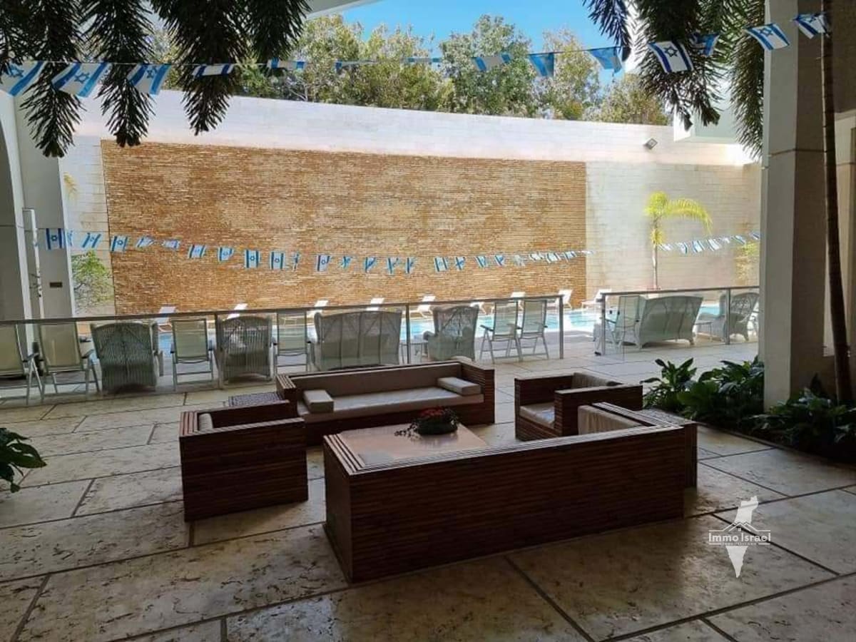 7-room Duplex Penthouse for Sale