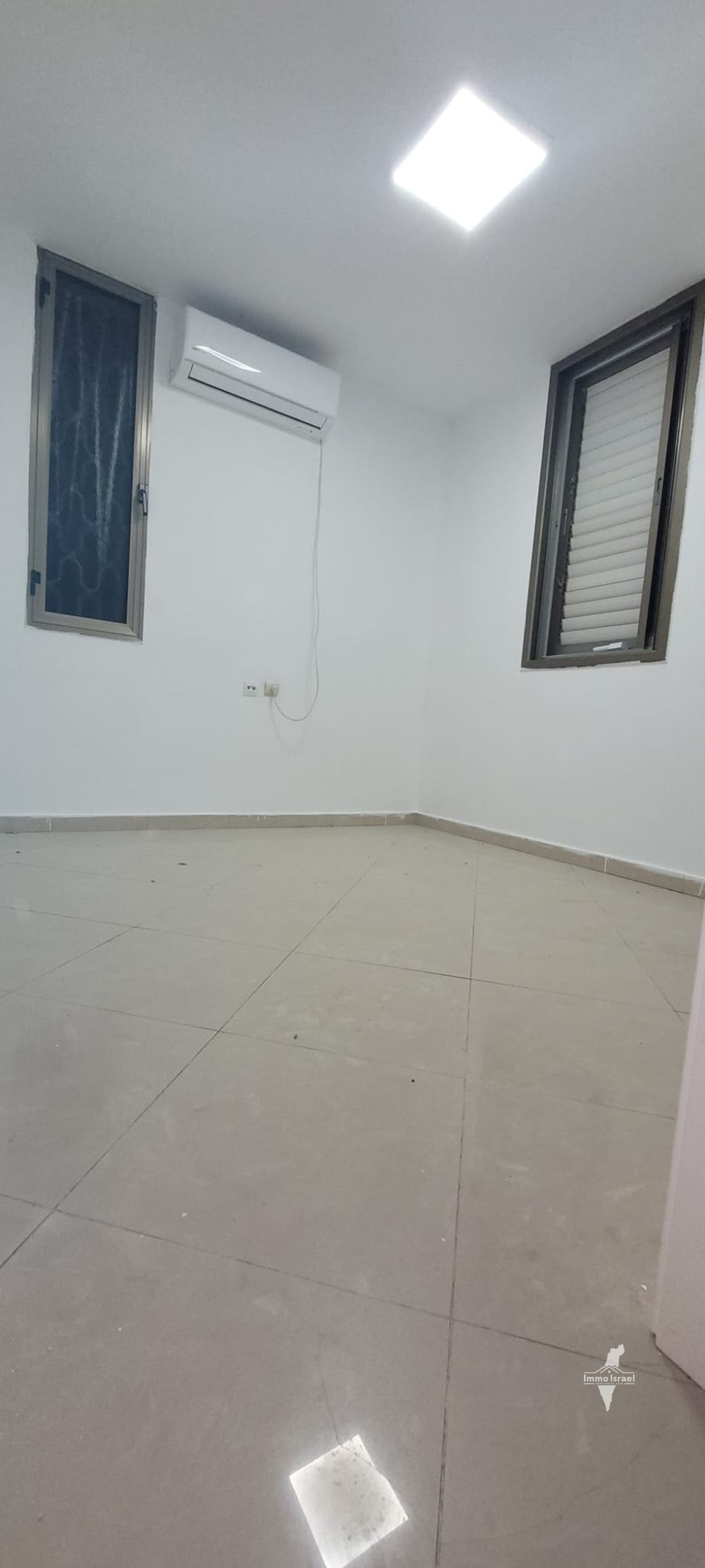 For Rent: 5-Room Apartment in Ramla