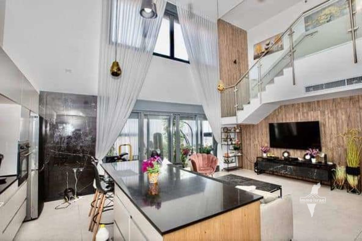 For Sale: 6-Room Duplex in Nof Yam