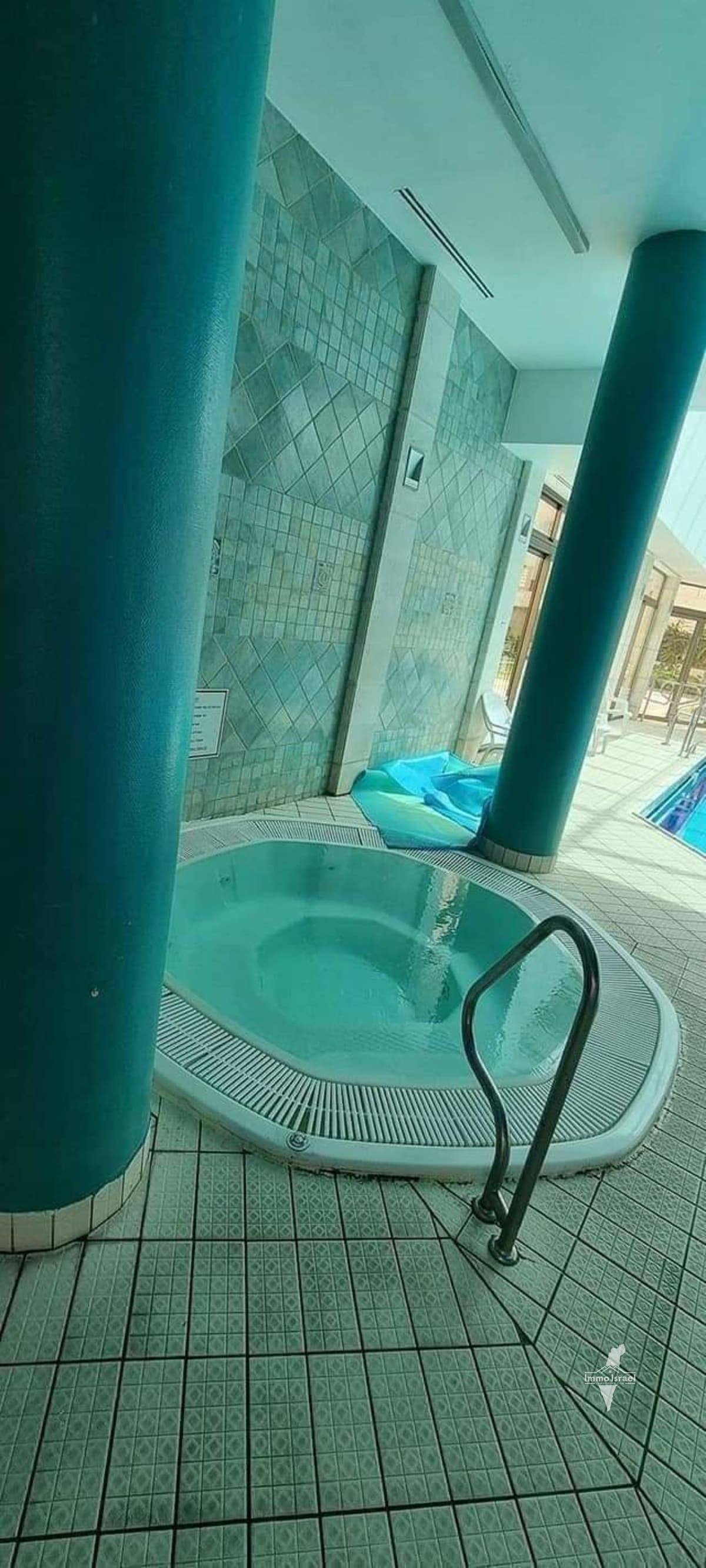 For Sale: Luxury 5-Room Apartment in North Tel Aviv