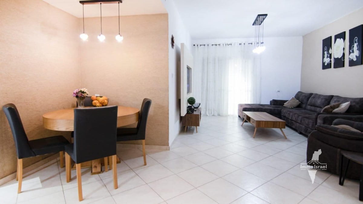 דירת גן למכירה 4 חדרים ברמות באר שבע