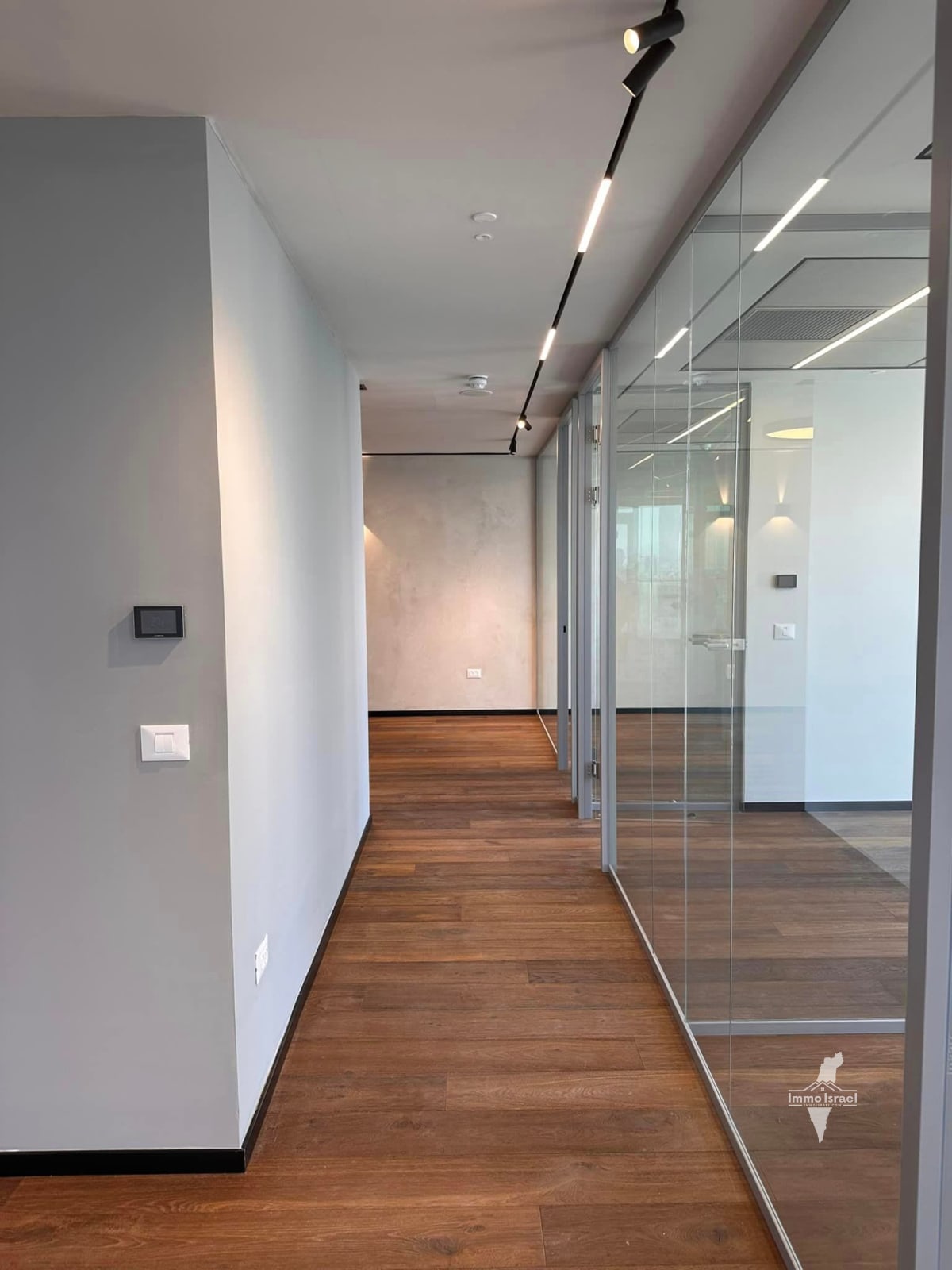 For Rent: Office Space in BSR Towers, Petah Tikva