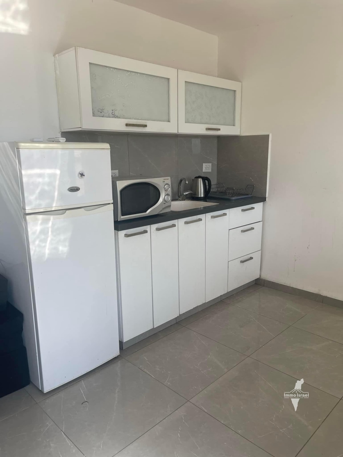 For Sale: 4-Room Divided Apartment on Aryeh Regev Street, Kiryat Ata