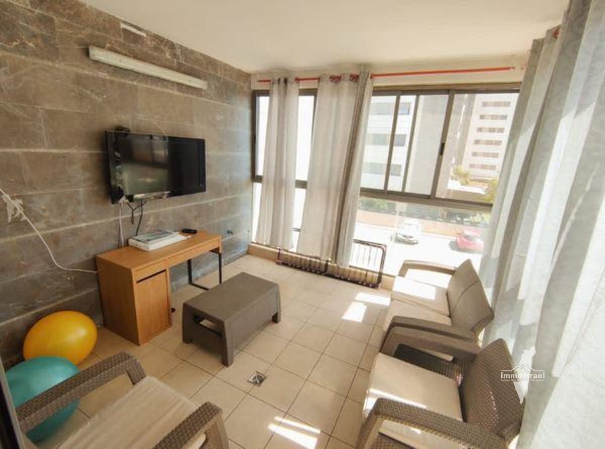 For Sale: 4-Room Apartment in Neve Meir, Ramla