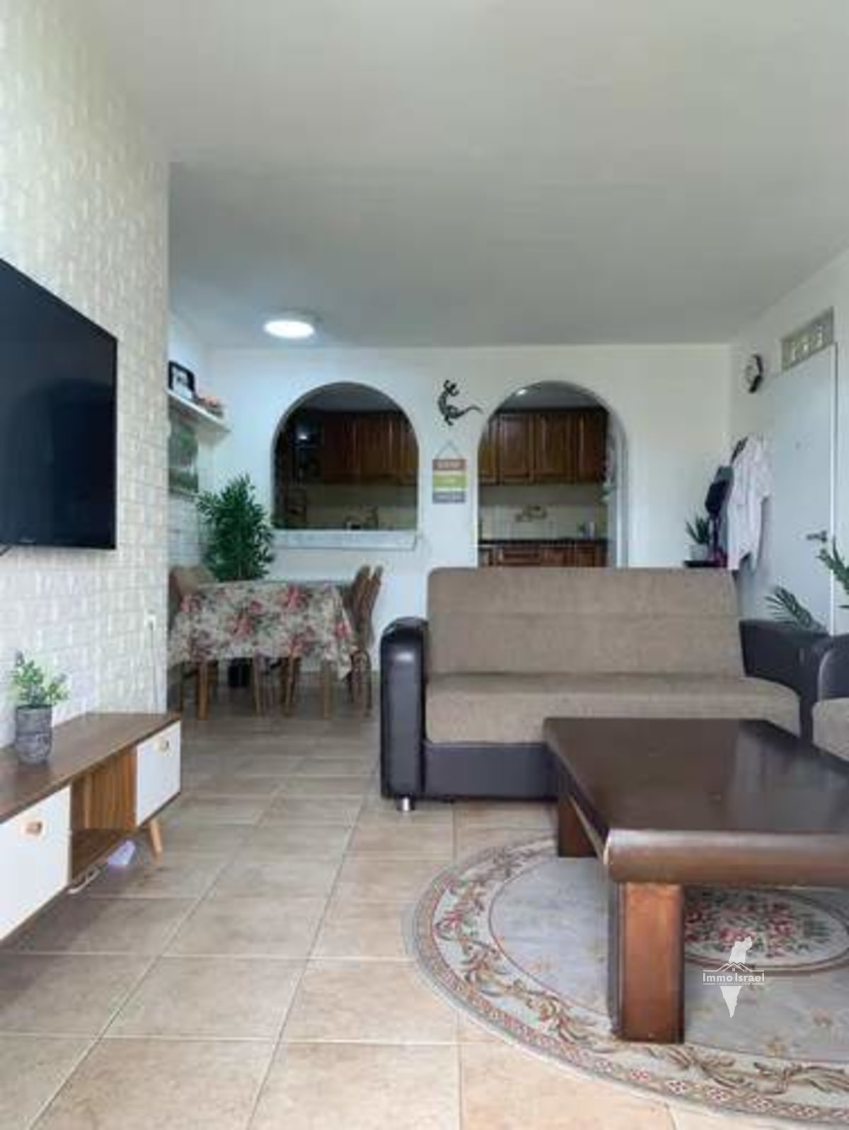 For Sale: 4-Room Apartment in Gila, Jerusalem