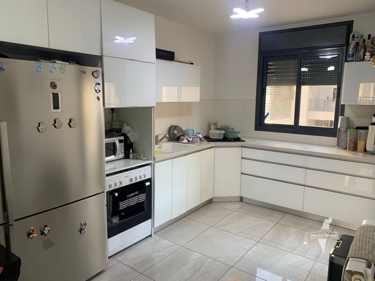 For Sale: 4-Room Apartment in Har Homa, Jerusalem