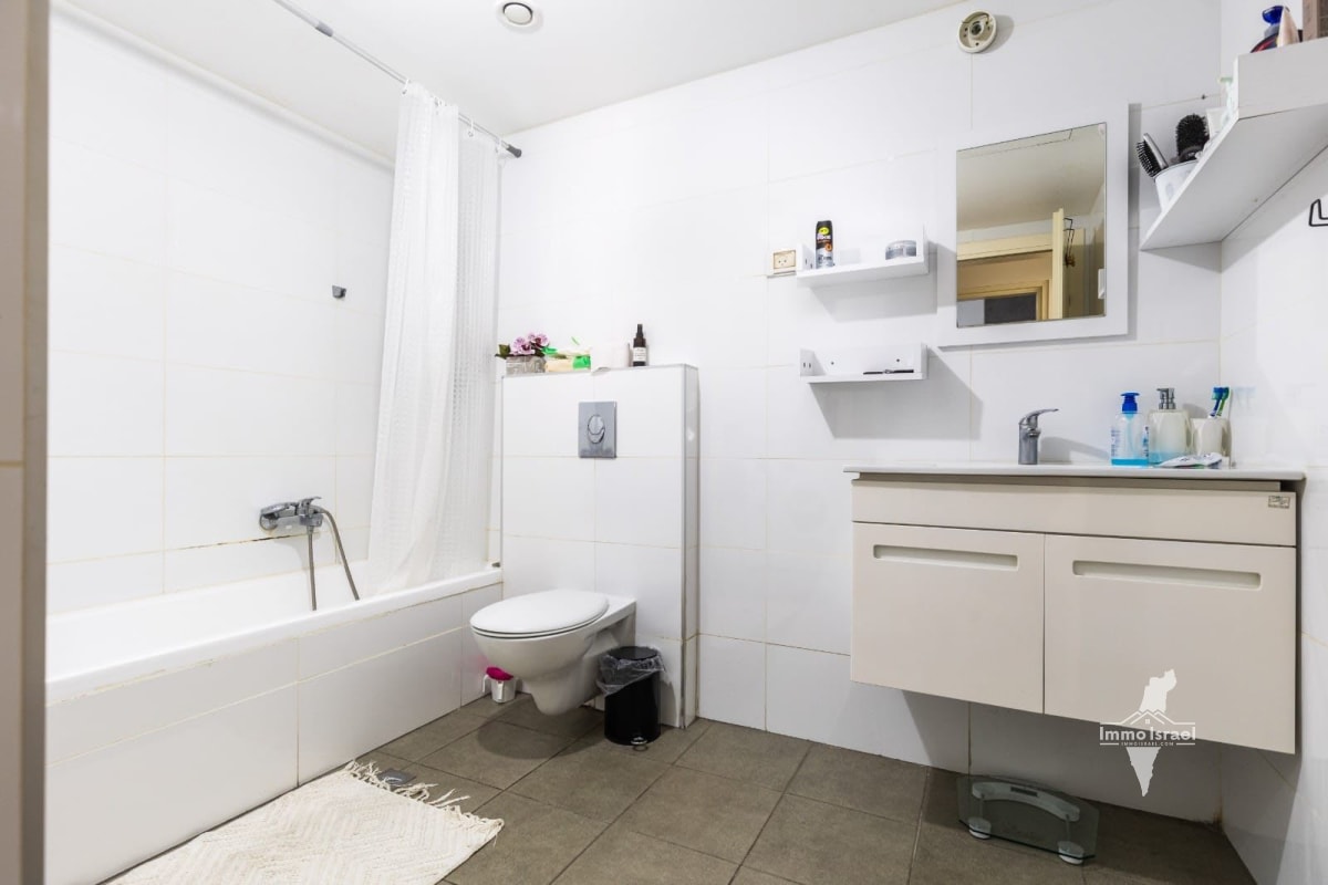À vendre : Appartement de 2 pièces avec jardin sur la rue Sderot HaNassi Hashishi, Jérusalem