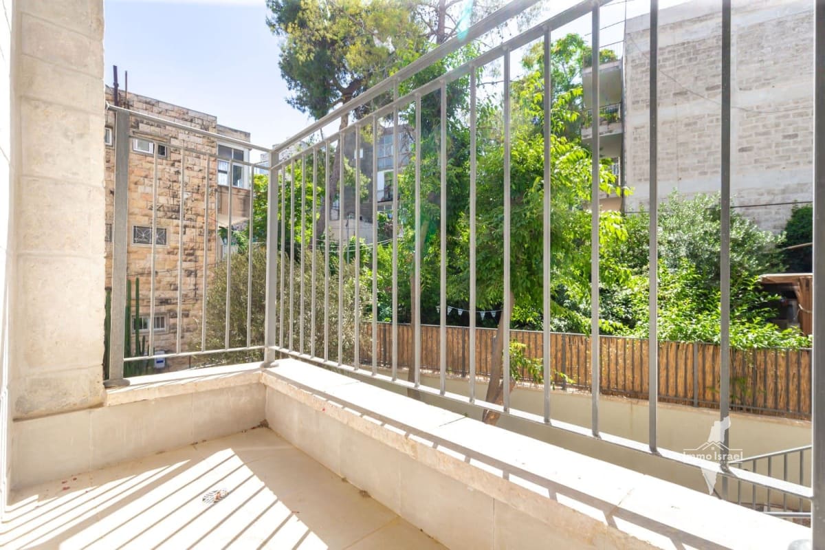 À vendre : Appartement de 3 pièces sur la rue HaRav Haim Berlin, Jérusalem