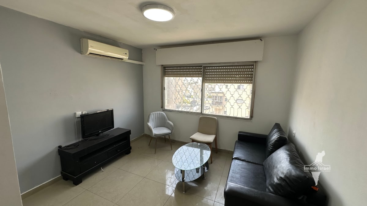 Investment Property for Sale - 4 Rooms on Yaakov Dori Street, Be'er Sheva